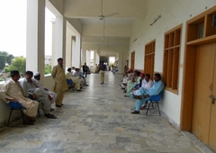 LITIGANTS SITTING AREA OF FIRST FLOOR